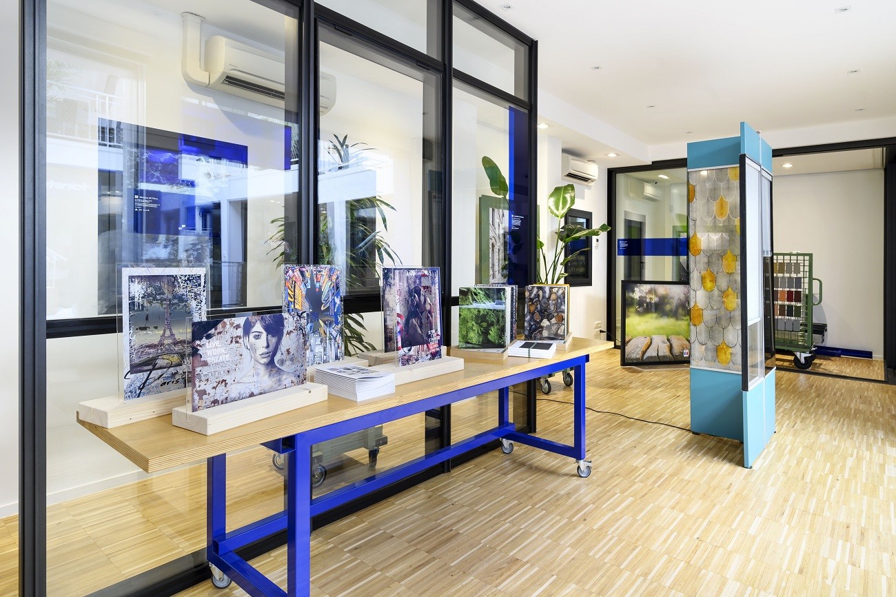 Riou Glass - Showroom "Le Square"