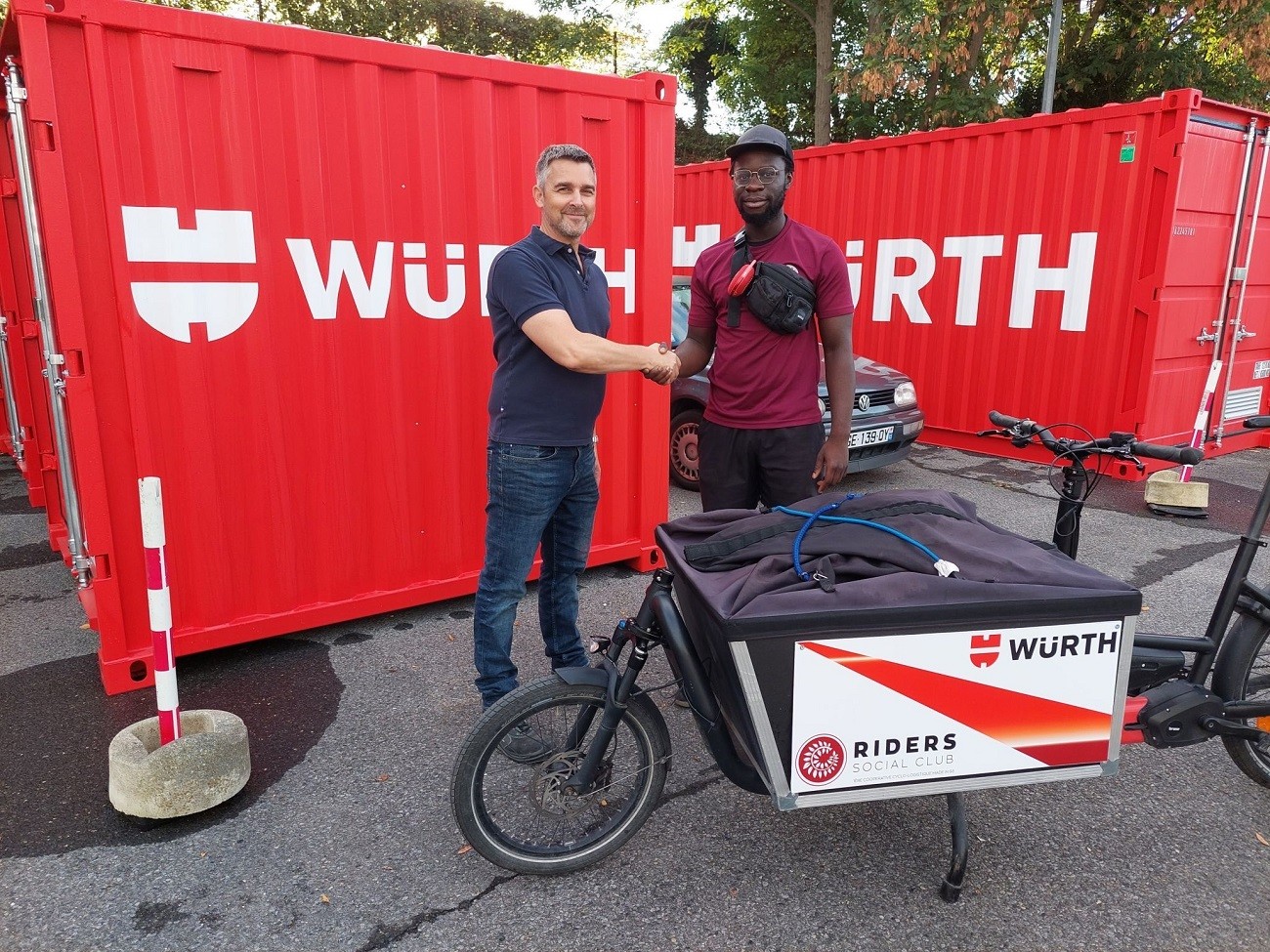 Würth - Livraison en vélo-cargo au nord de Paris.