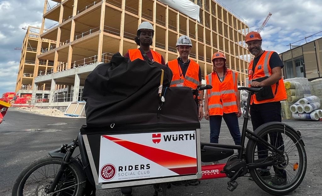 Würth - Livraison en vélo-cargo au nord de Paris.