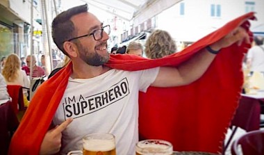 Eric le Carreleur, le superman du carrelage