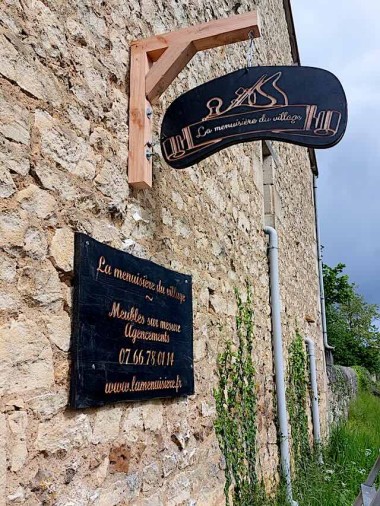 La menuisière du village